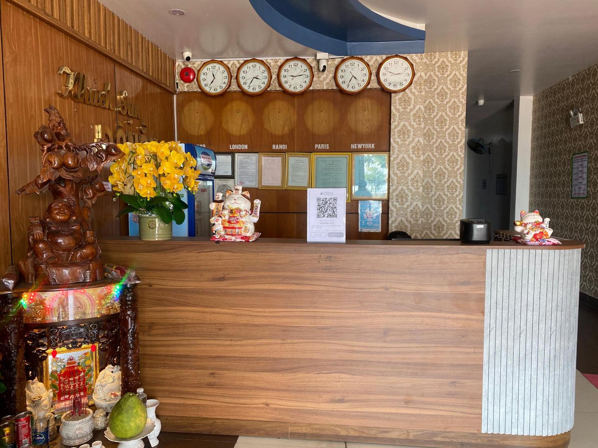 Hong Phuc Hotel 2 Дананг Екстериор снимка